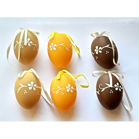 Plastic eggs, 6 pcs.