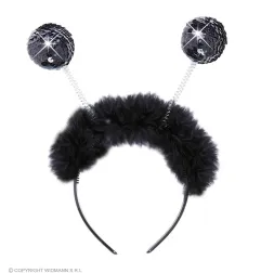 Insect's antennae black